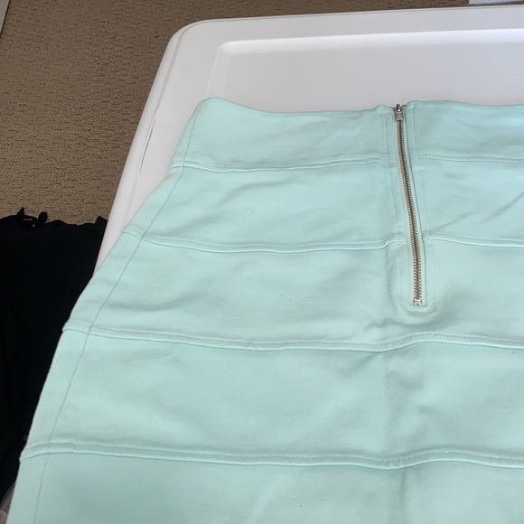 Aritzia Talula Mint Green Mini Skirt - Picture 2 of 2